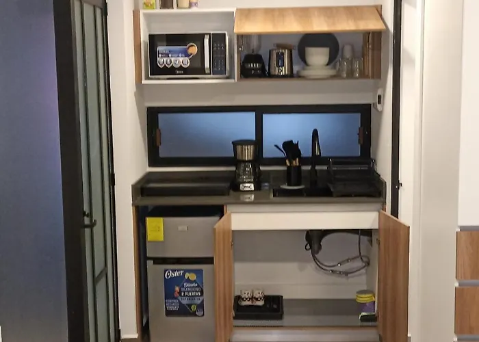 Apartment Modern Private Loft Metro Nearby Practical *